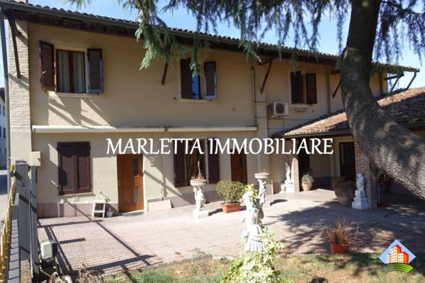 casa indipendente in vendita a Pandino