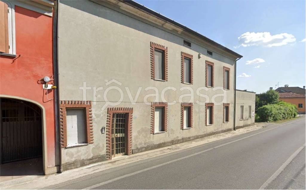 casa indipendente in vendita a Persico Dosimo in zona Dosimo