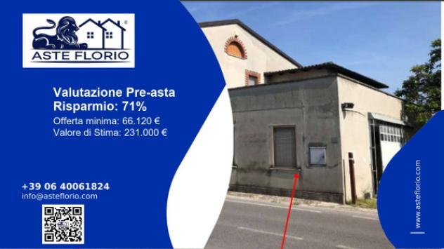 locale di sgombero in vendita a Persico Dosimo