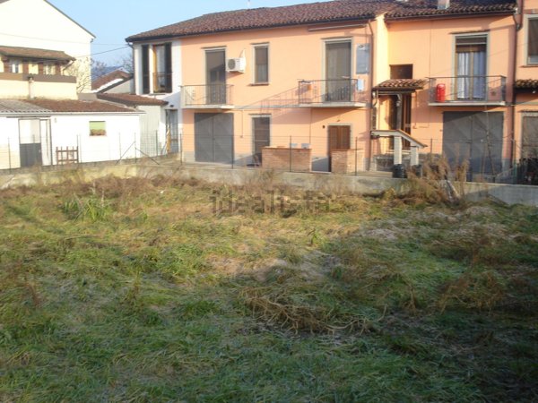 villetta a schiera in vendita a Persico Dosimo in zona Persichello