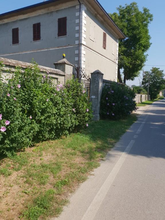 casa indipendente in vendita a Persico Dosimo