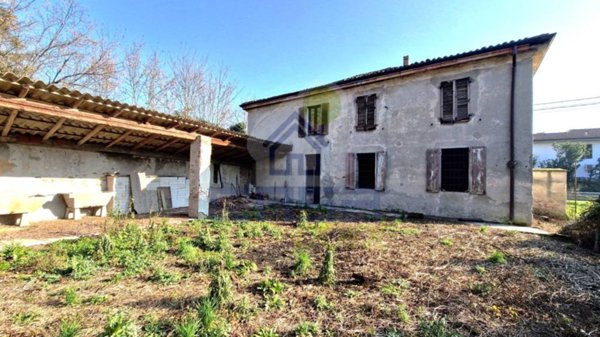 casa indipendente in vendita a Persico Dosimo in zona Persichello