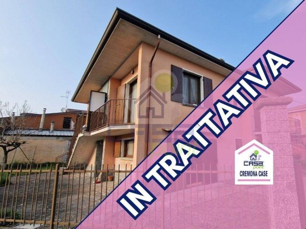 casa indipendente in vendita a Persico Dosimo in zona Persichello