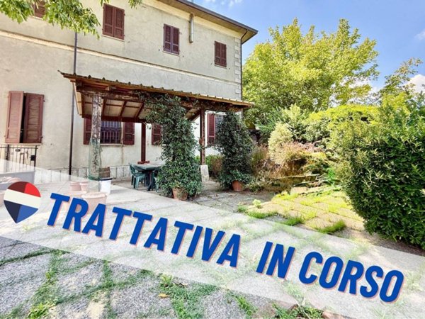 casa indipendente in vendita a Persico Dosimo