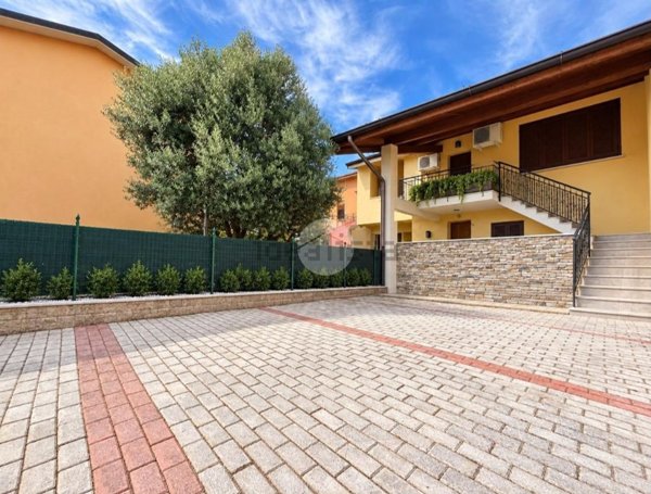casa indipendente in vendita a Persico Dosimo in zona Dosimo