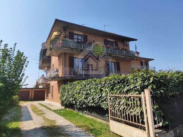 appartamento in vendita a Pescarolo ed Uniti