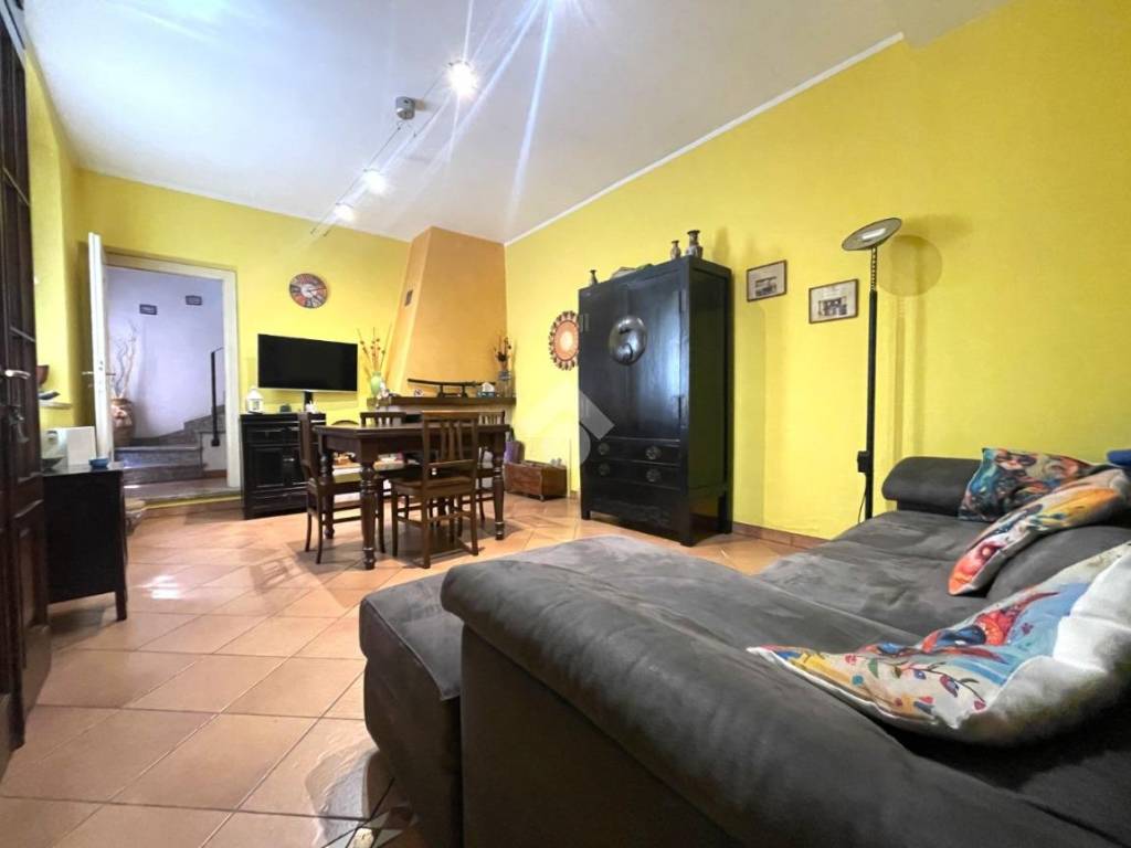 casa indipendente in vendita a Pescarolo ed Uniti