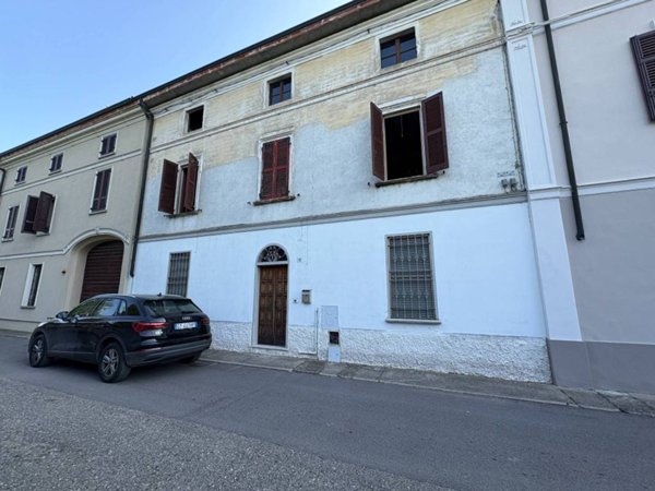 casa indipendente in vendita a Pescarolo ed Uniti