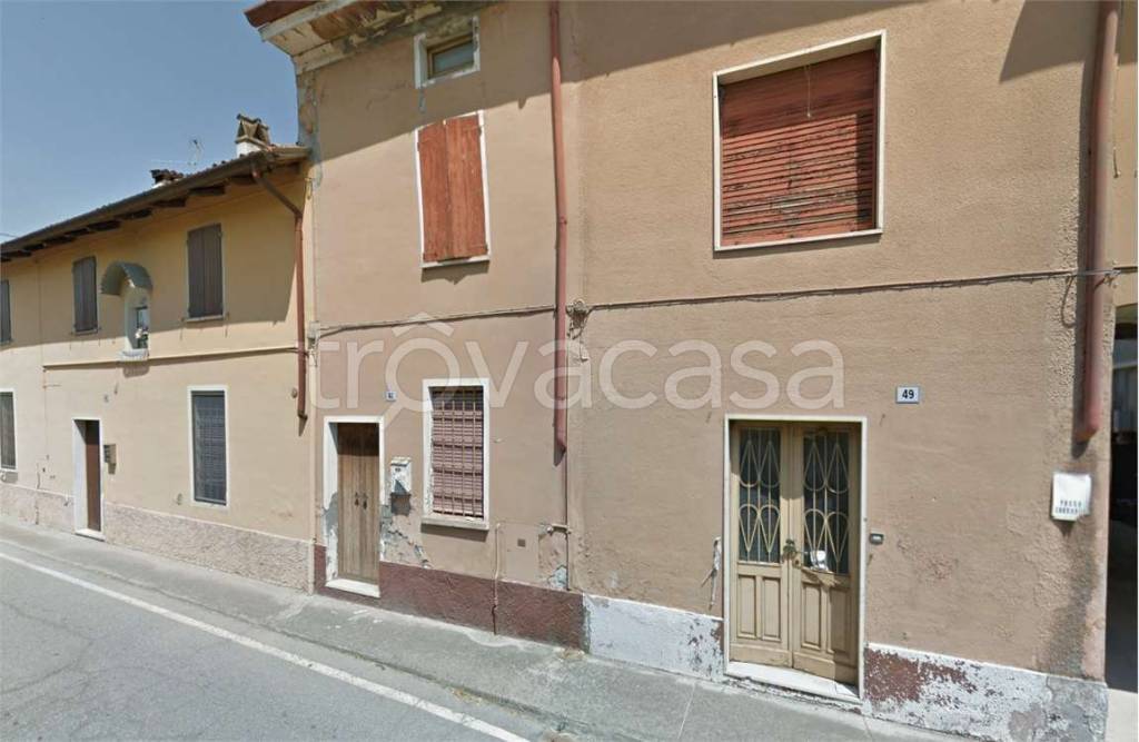 casa indipendente in vendita a Pessina Cremonese