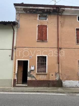 casa indipendente in vendita a Pessina Cremonese