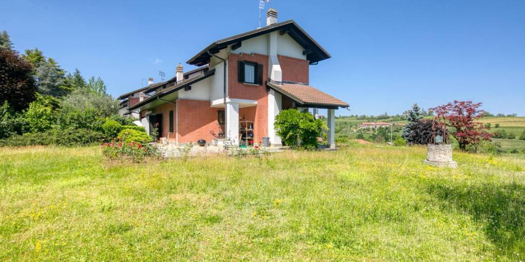 casa indipendente in vendita a Pino Torinese