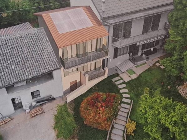 casa indipendente in vendita a Pino Torinese