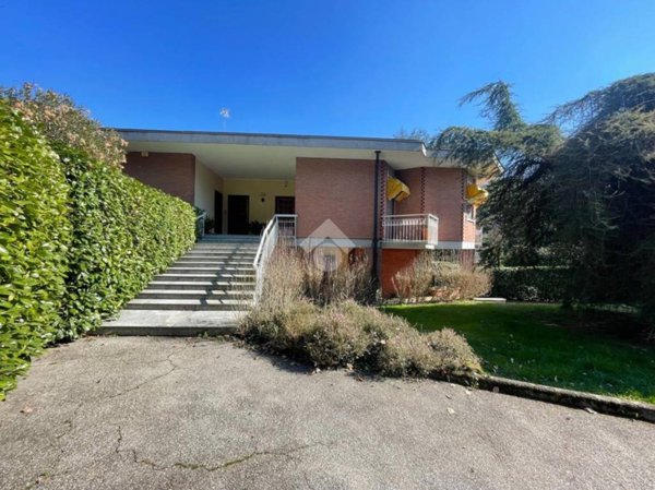 appartamento in vendita a Pino Torinese in zona Cento Croci