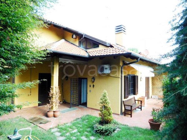casa indipendente in vendita a Pino Torinese