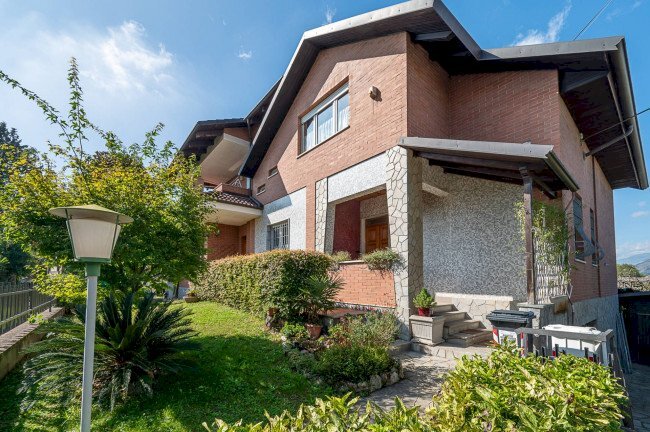casa indipendente in vendita a Pino Torinese