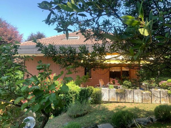 casa indipendente in vendita a Pino Torinese