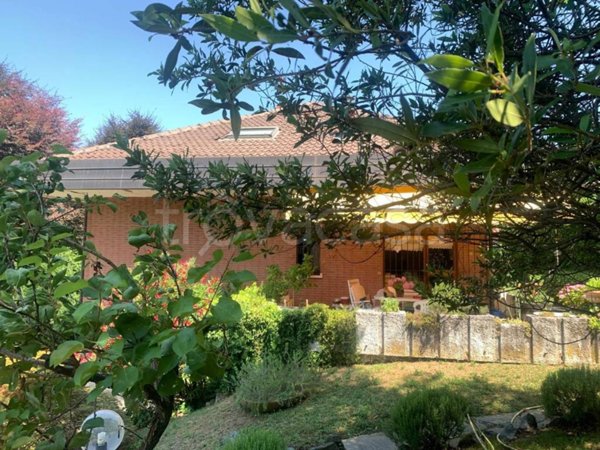 casa indipendente in vendita a Pino Torinese