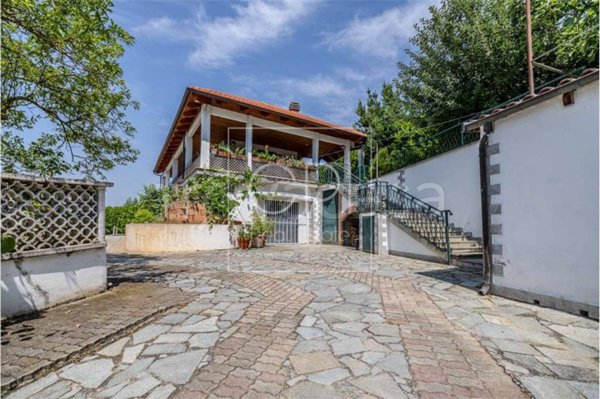 casa indipendente in vendita a Pino Torinese