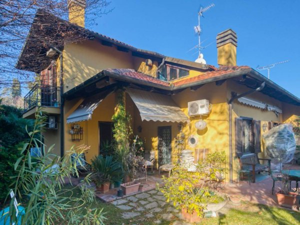 casa indipendente in vendita a Pino Torinese