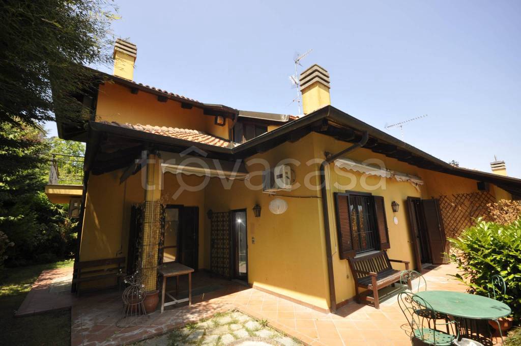 casa indipendente in vendita a Pino Torinese