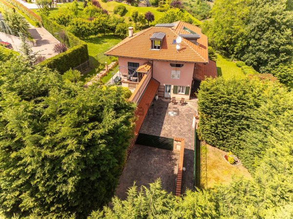 casa indipendente in vendita a Pino Torinese