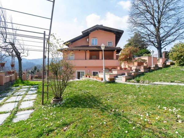 casa indipendente in vendita a Pino Torinese