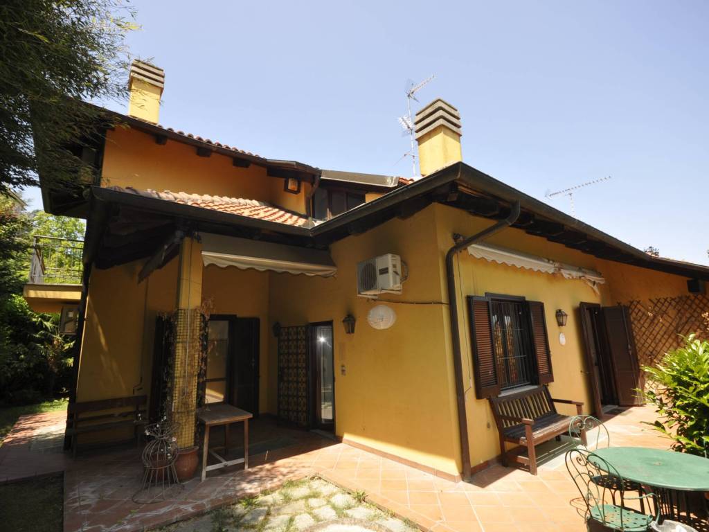 casa indipendente in vendita a Pino Torinese