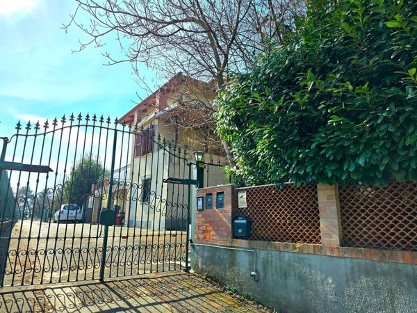 casa indipendente in vendita a Pino Torinese