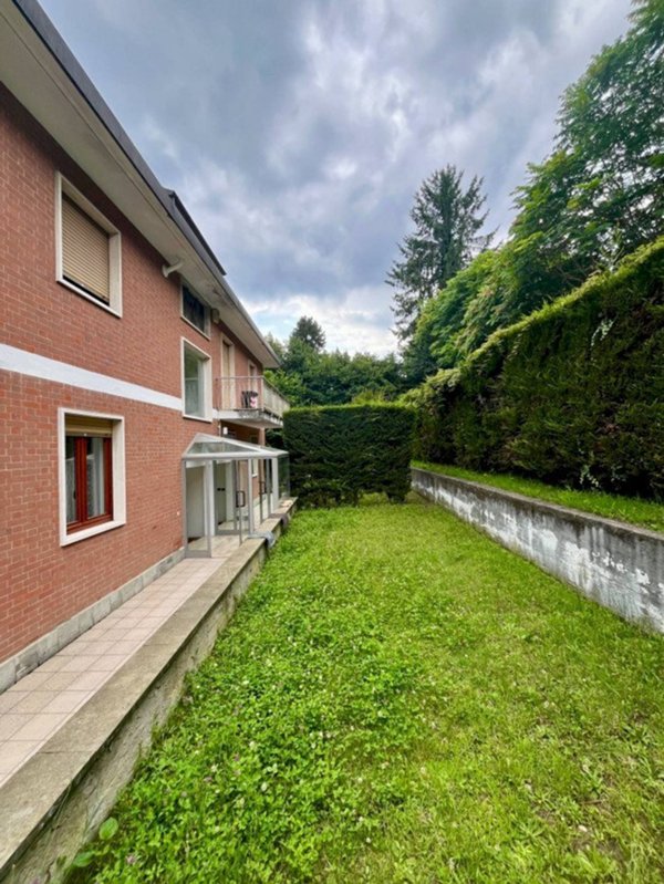 casa indipendente in vendita a Pino Torinese