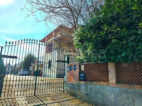 casa indipendente in vendita a Pino Torinese