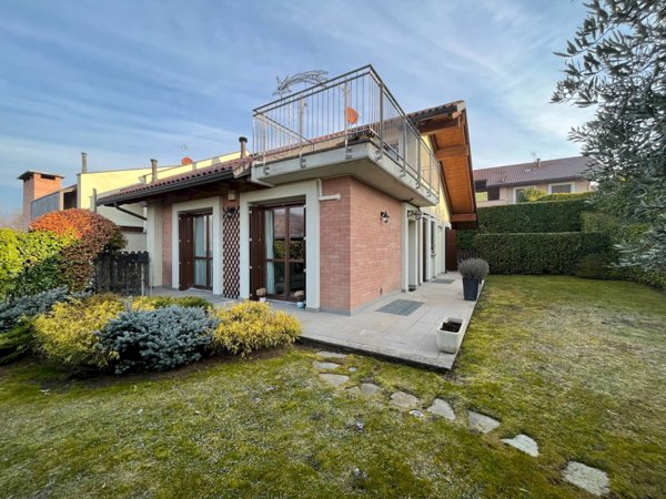 casa indipendente in vendita a Pino Torinese