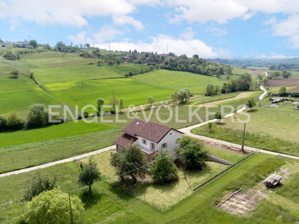 casa indipendente in vendita a Pino Torinese