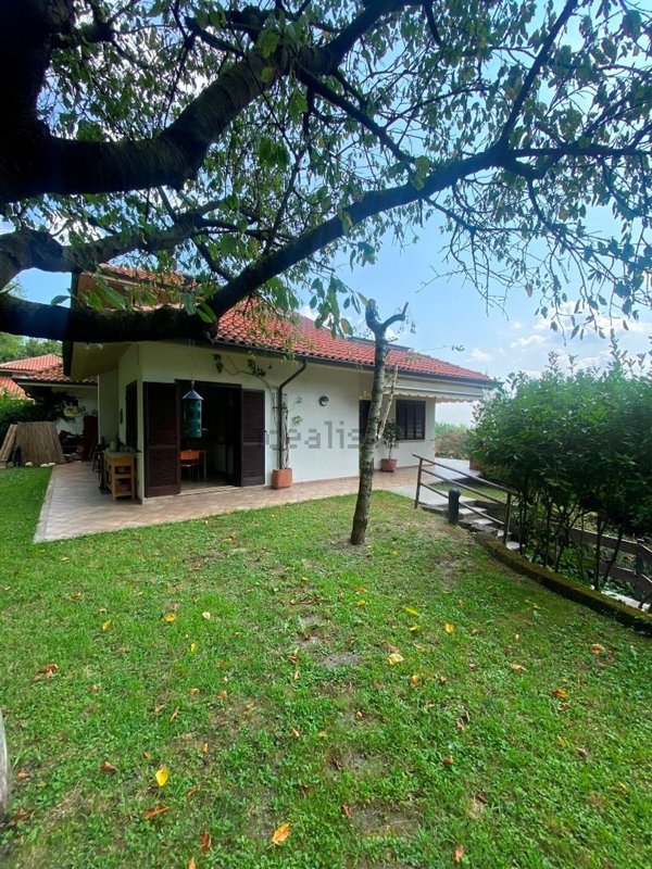 casa indipendente in vendita a Pino Torinese