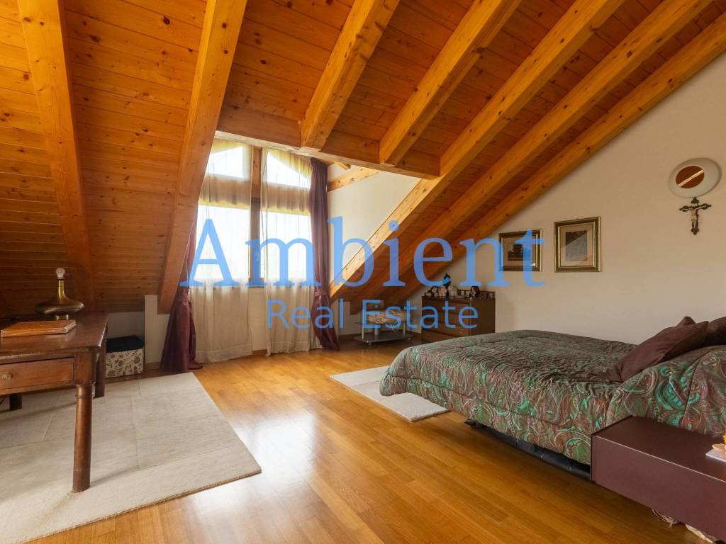 casa indipendente in vendita a Pino Torinese