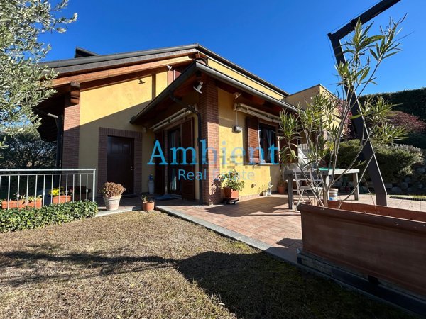 casa indipendente in vendita a Pino Torinese