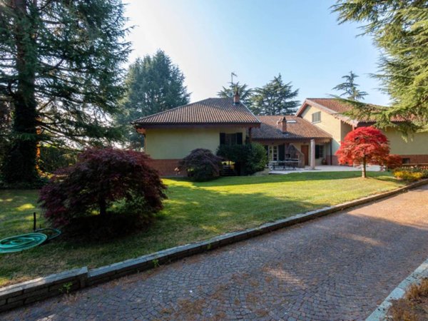 casa indipendente in vendita a Pino Torinese in zona Strada San Felice