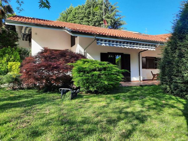 casa indipendente in vendita a Pino Torinese