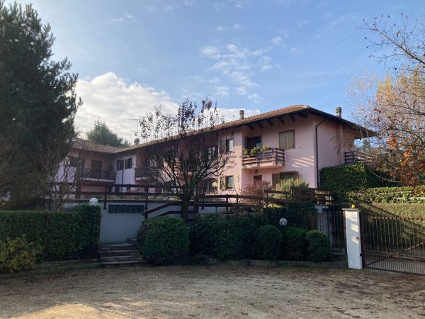 casa indipendente in vendita a Pino Torinese