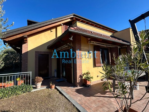 casa indipendente in vendita a Pino Torinese