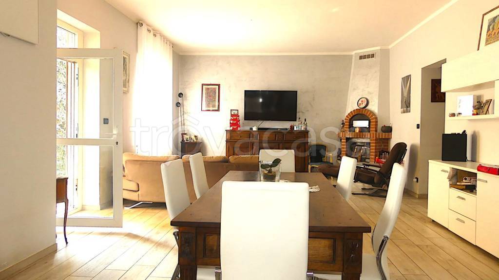 casa indipendente in vendita a Pino Torinese