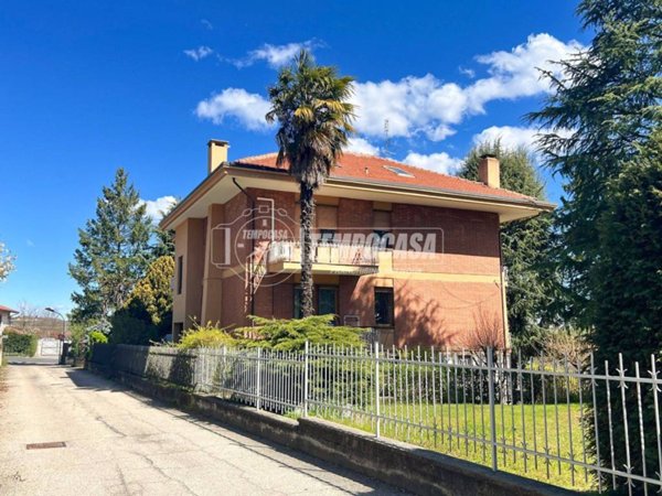 appartamento in vendita a Pino Torinese