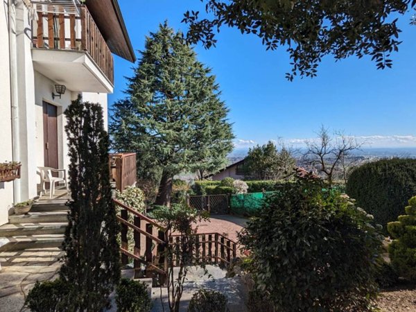 casa indipendente in vendita a Pino Torinese