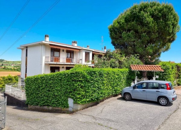 appartamento in vendita a Pino Torinese in zona Strada San Felice