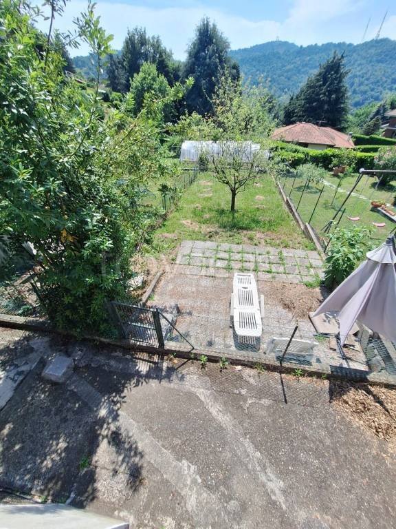 appartamento in vendita a Pino Torinese in zona Cento Croci