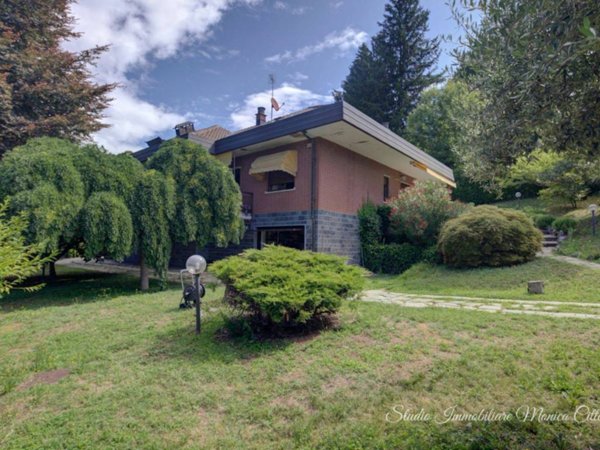 casa indipendente in vendita a Pino Torinese in zona Cento Croci