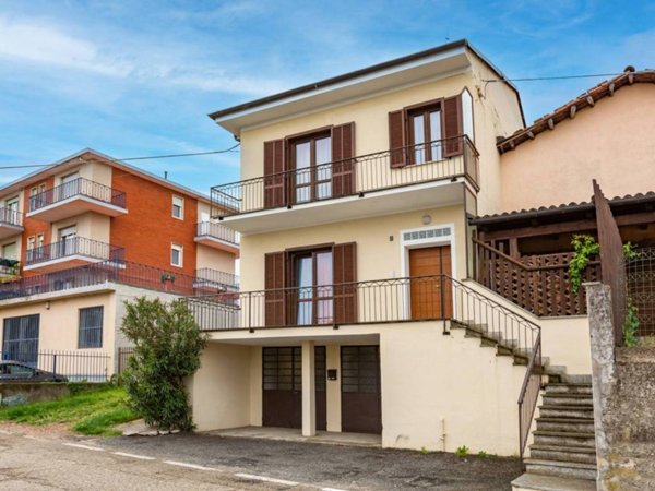casa indipendente in vendita a Pino Torinese in zona Strada San Felice
