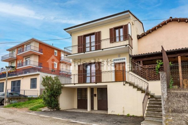 casa indipendente in vendita a Pino Torinese in zona Strada San Felice