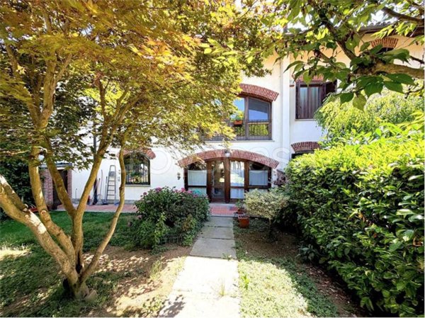 casa indipendente in vendita a Pino Torinese
