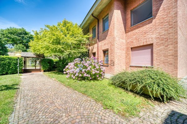 appartamento in vendita a Pino Torinese in zona Strada San Felice