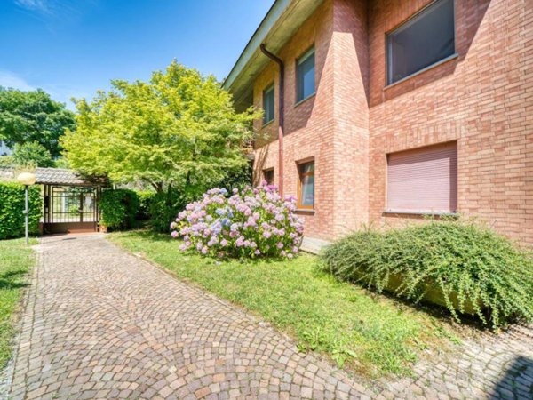 appartamento in vendita a Pino Torinese in zona Strada San Felice